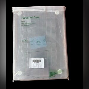 Clear HardShell Case for MacBook  Pro 14”- Transparent